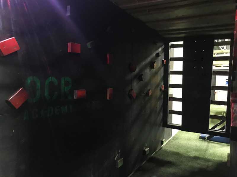Traverse Wall